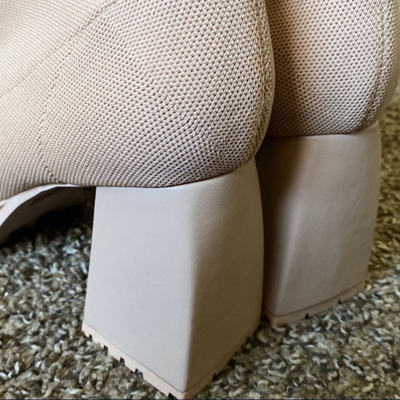 Lulus Sock Booties - Picture 4 of 4